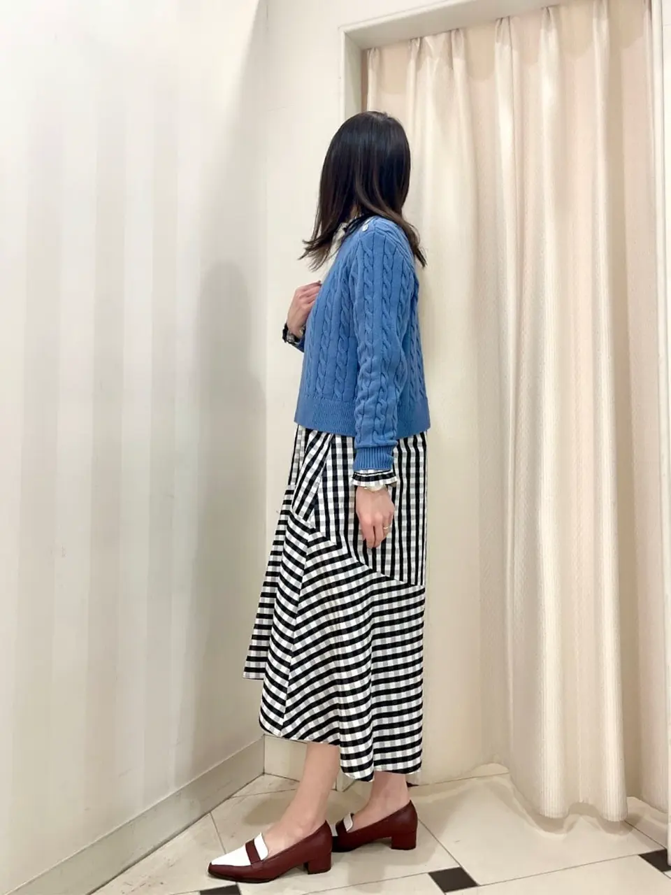 組曲 金井 コーディネート画像