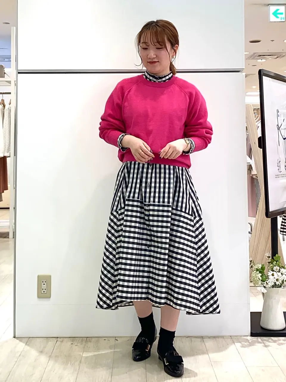 組曲 石井 コーディネート画像