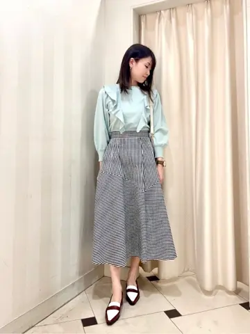 組曲 金井 コーディネート画像