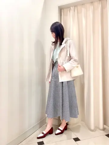 組曲 金井 コーディネート画像