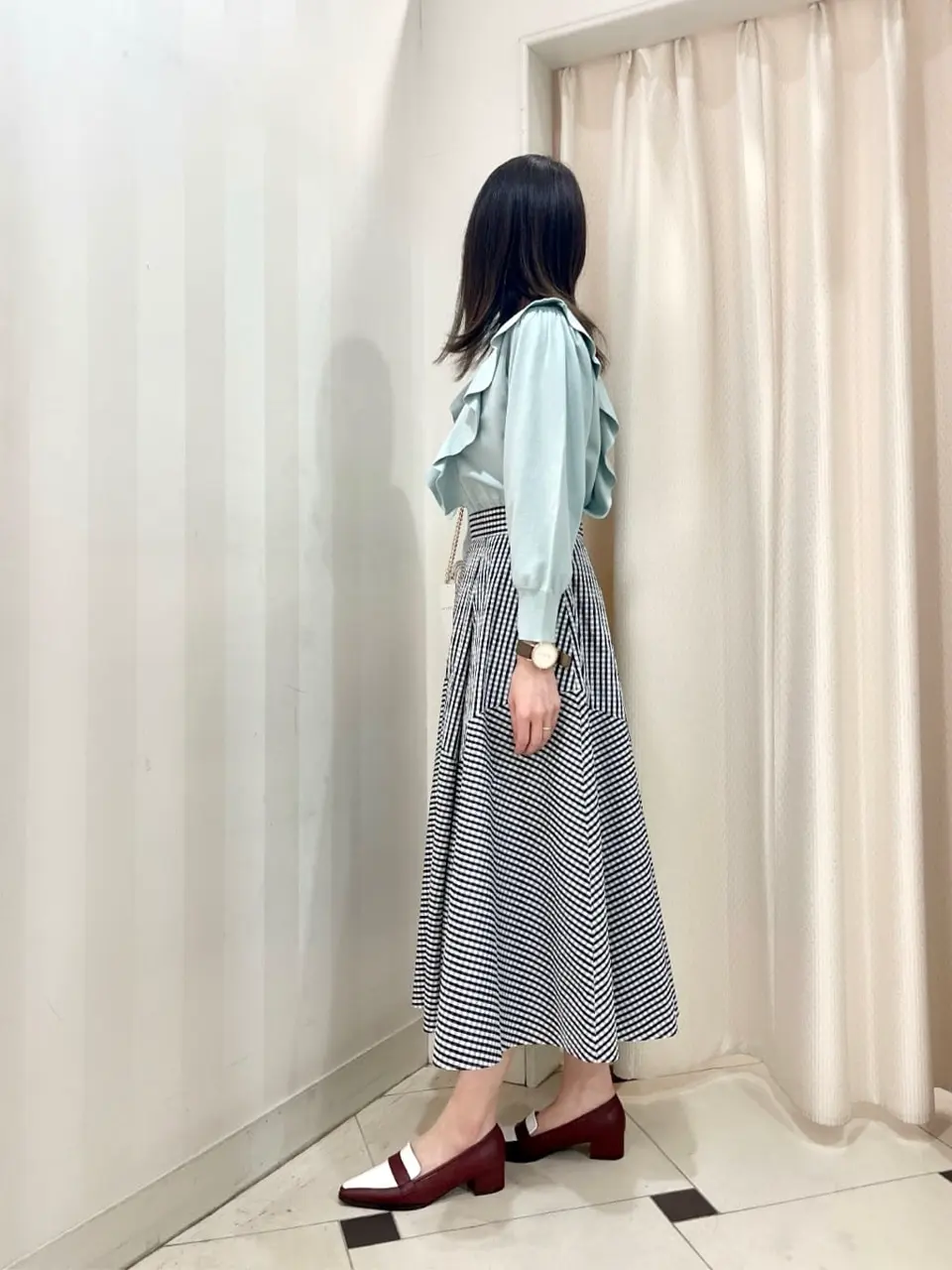 組曲 金井 コーディネート画像