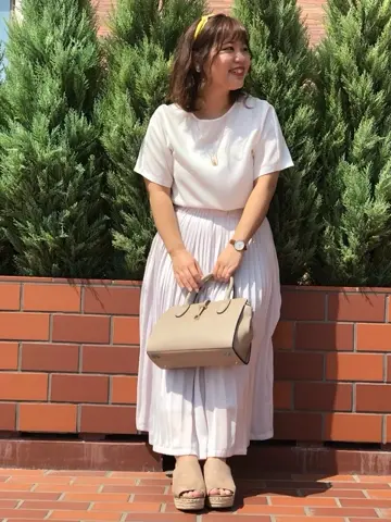 組曲 KATO コーディネート画像