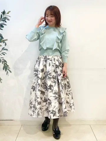 組曲 石井 コーディネート画像