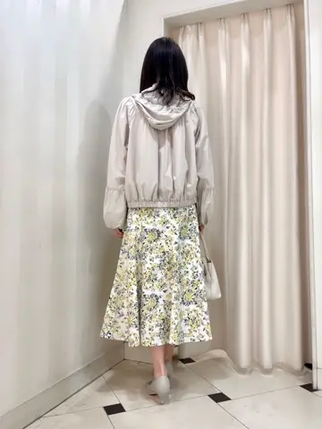 組曲 金井 コーディネート画像