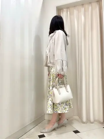 組曲 金井 コーディネート画像