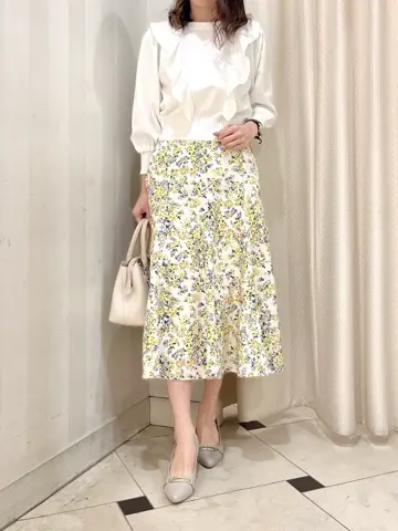 組曲 金井 コーディネート画像