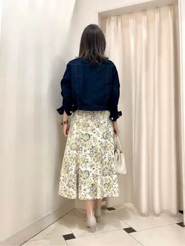 組曲 金井 コーディネート画像