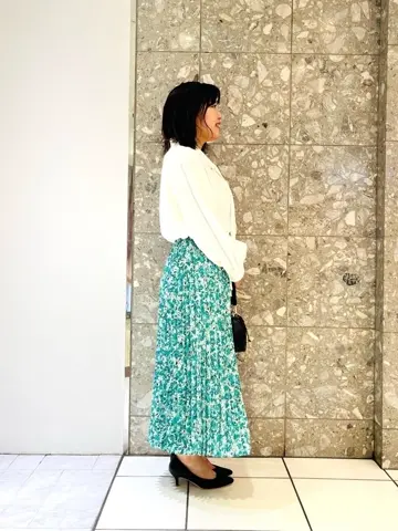 組曲 KATO コーディネート画像