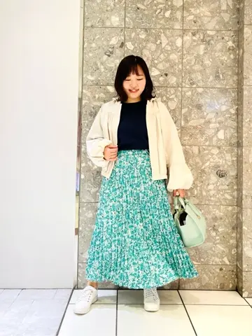 組曲 KATO コーディネート画像