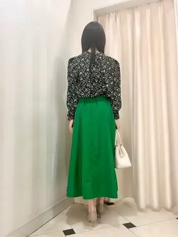 組曲 金井 コーディネート画像