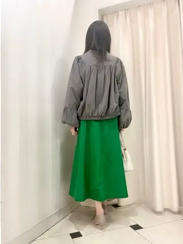 組曲 金井 コーディネート画像