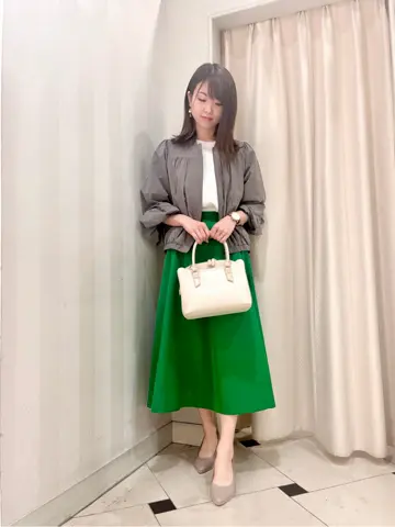 組曲 金井 コーディネート画像