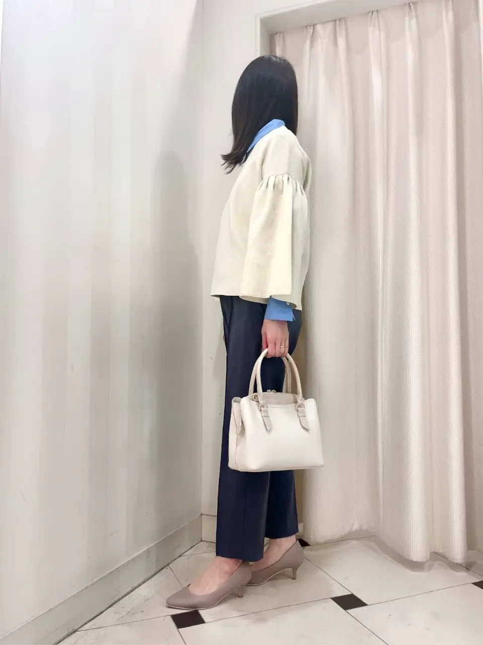 組曲 金井 コーディネート画像