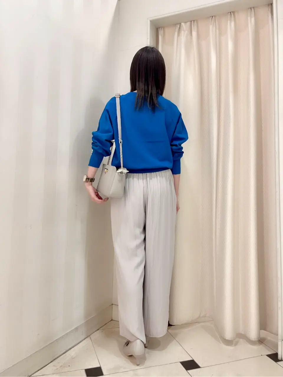 組曲 金井 コーディネート画像