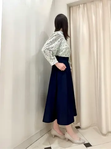 組曲 金井 コーディネート画像