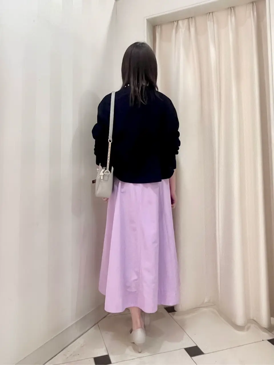 組曲 金井 コーディネート画像