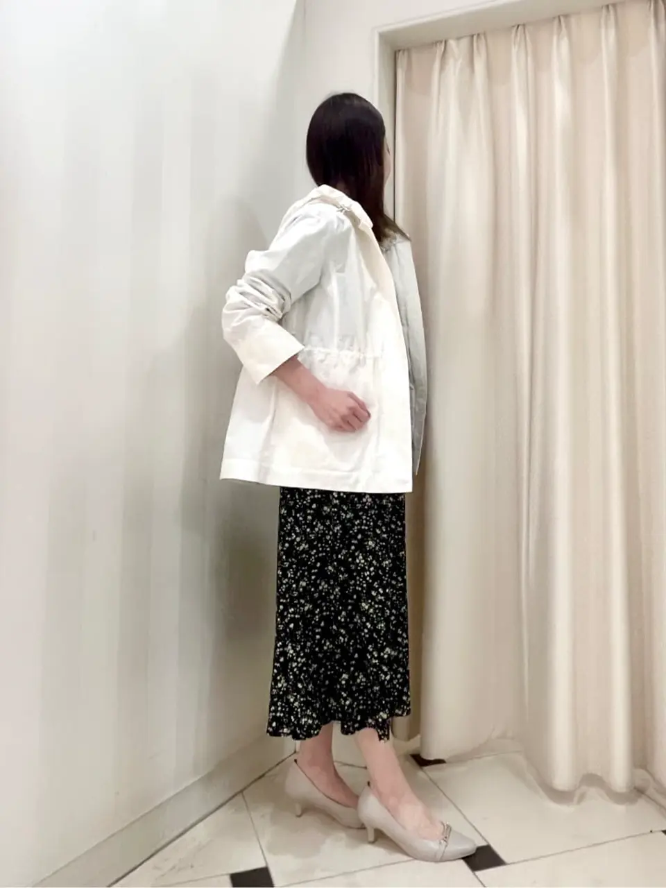 組曲 金井 コーディネート画像