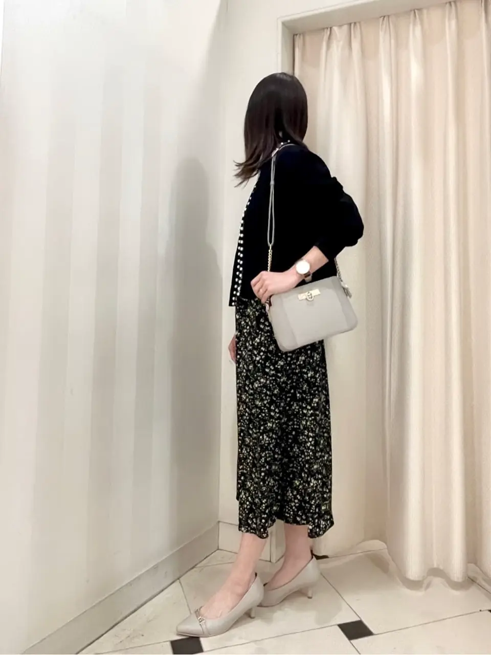 組曲 金井 コーディネート画像