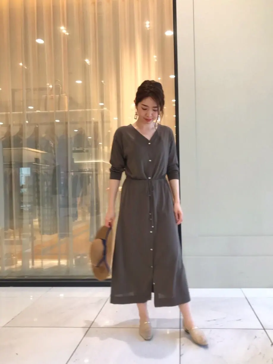 組曲 坂本 コーディネート画像