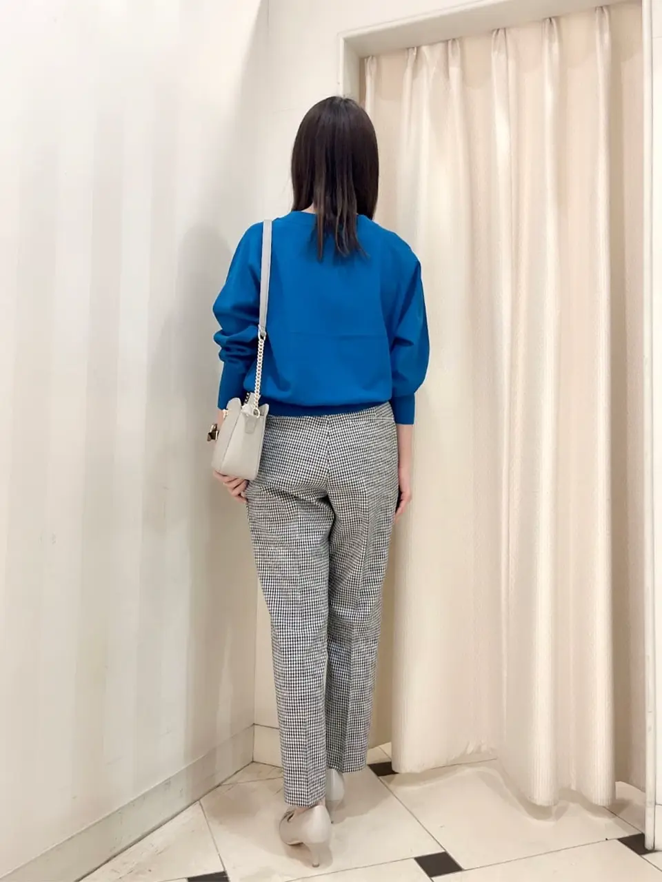 組曲 金井 コーディネート画像