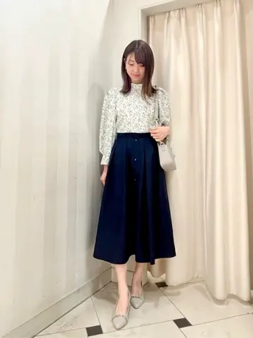 組曲 金井 コーディネート画像