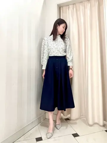 組曲 金井 コーディネート画像