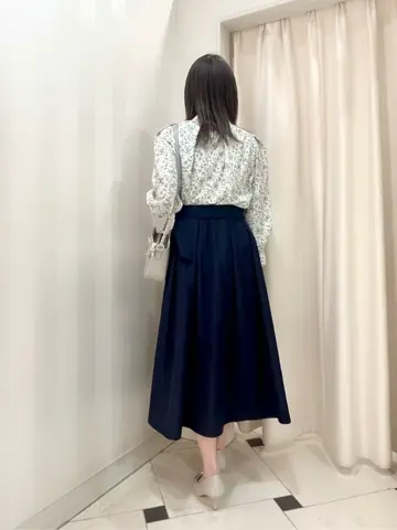 組曲 金井 コーディネート画像