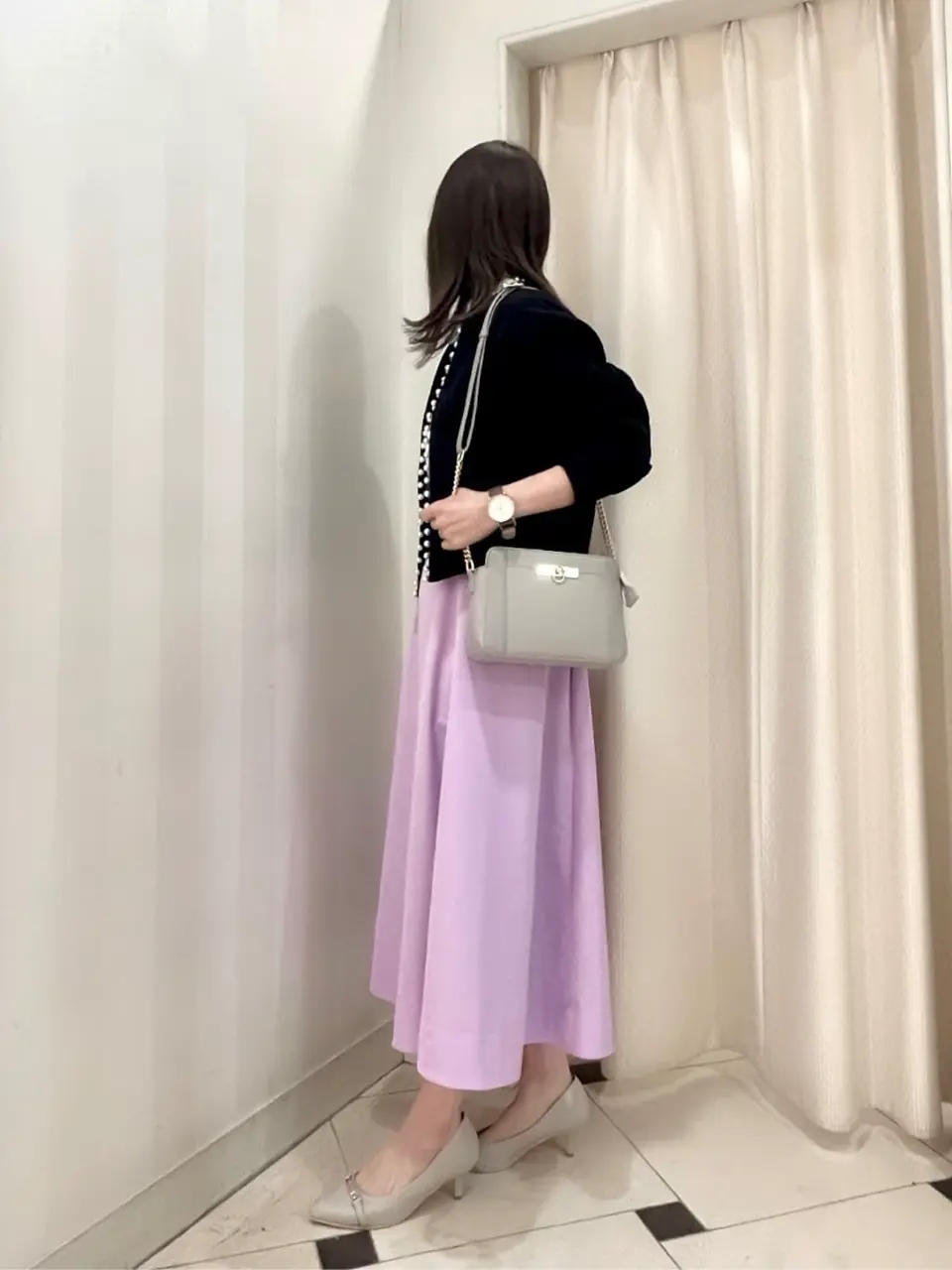 組曲 金井 コーディネート画像