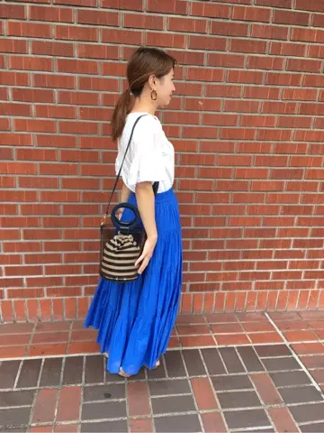 組曲 スタッフ コーディネート画像