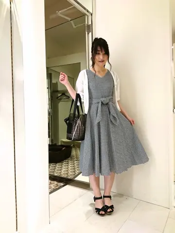 組曲 岡 コーディネート画像