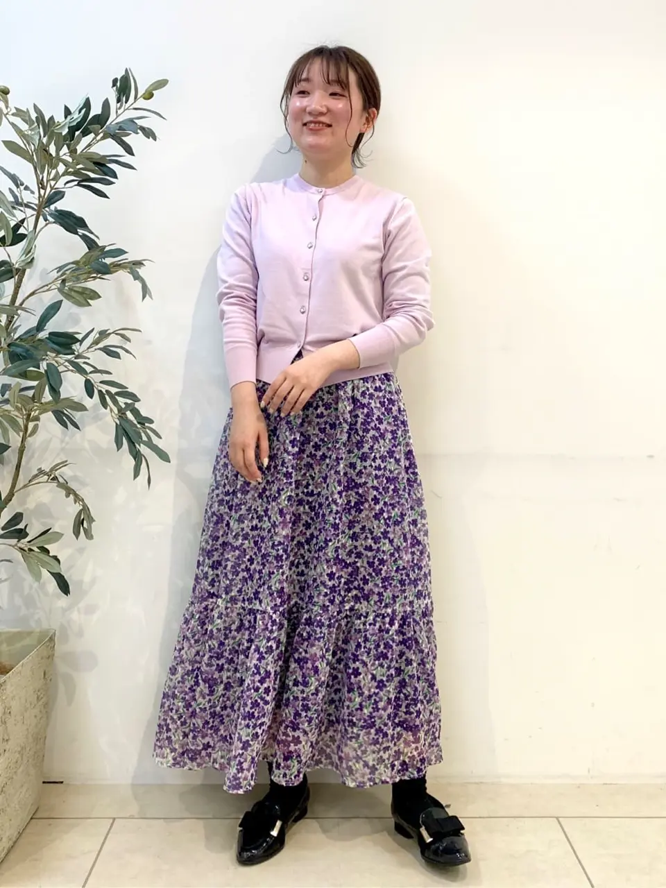 組曲 石井 コーディネート画像