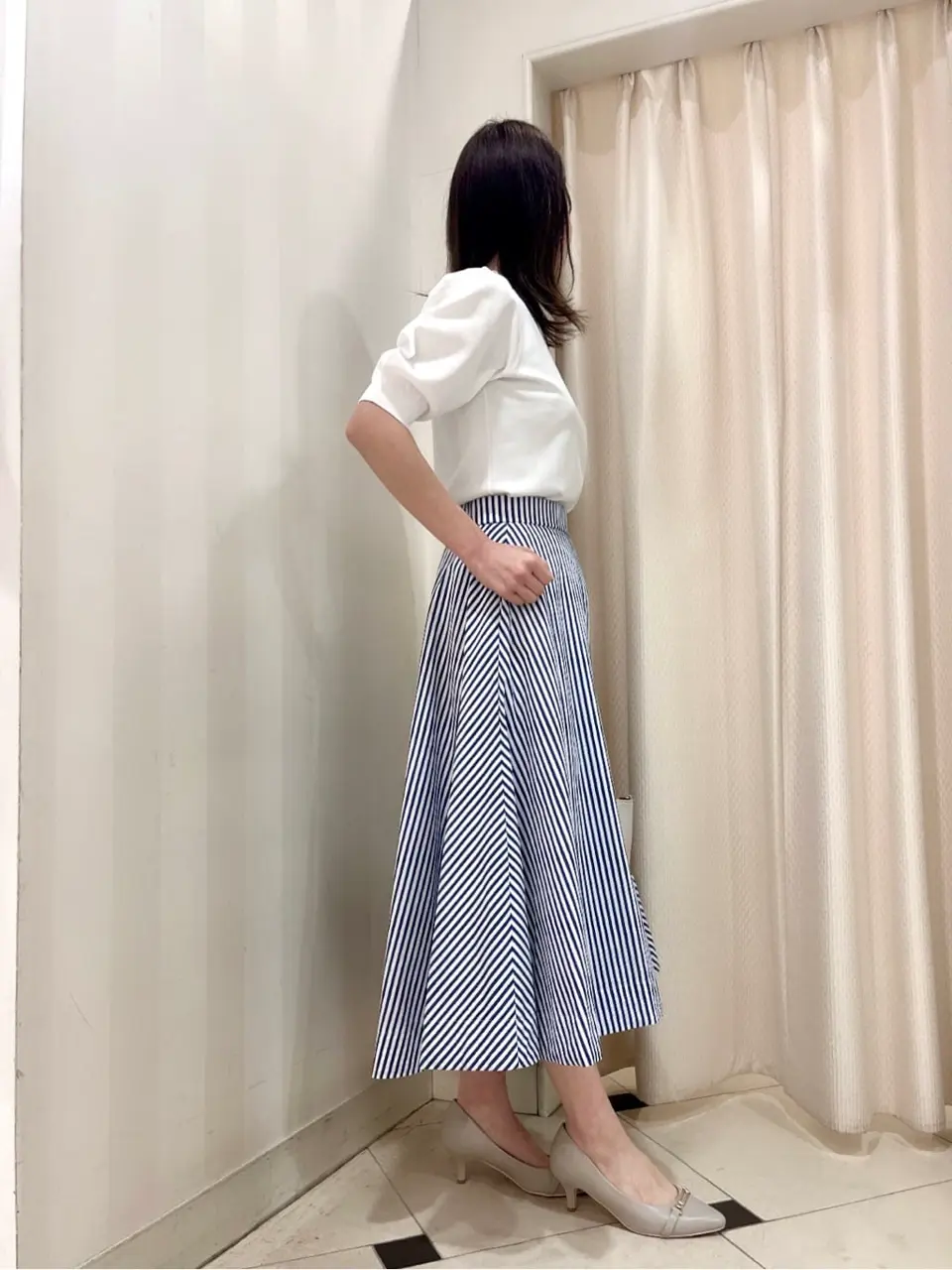 組曲 金井 コーディネート画像