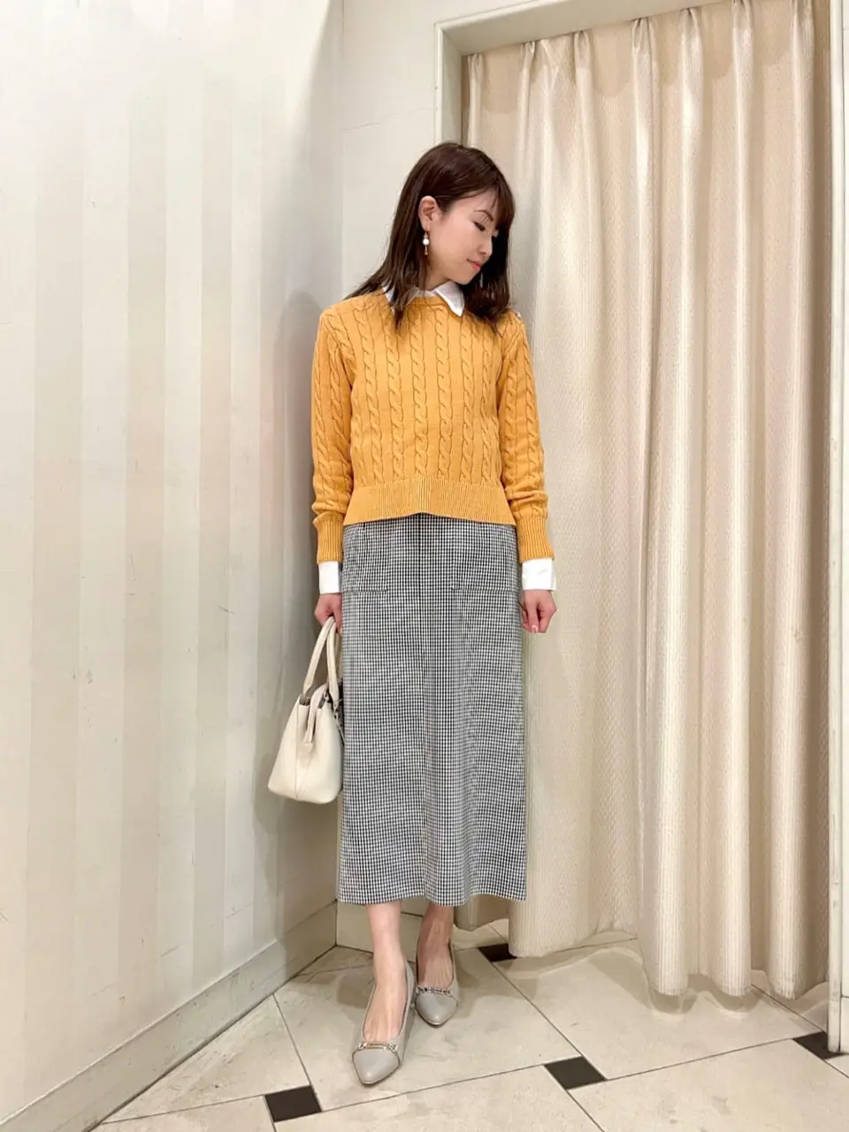 組曲 金井 コーディネート画像