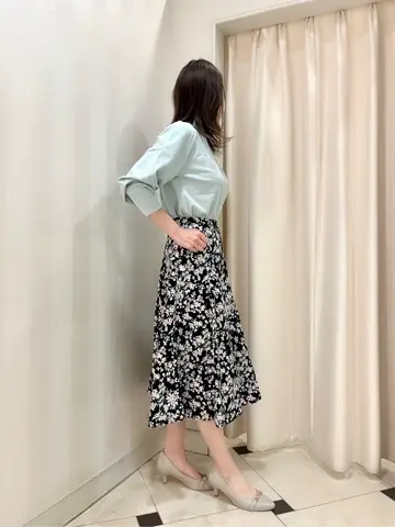 組曲 金井 コーディネート画像