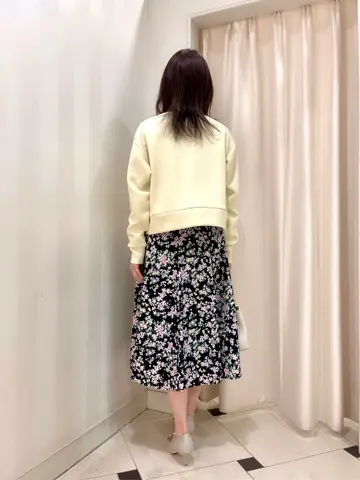 組曲 金井 コーディネート画像