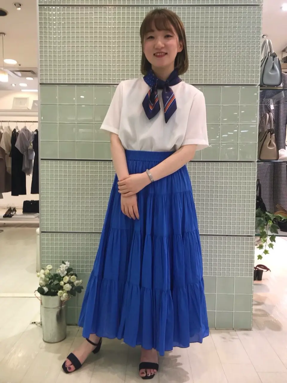 組曲 石井 コーディネート画像