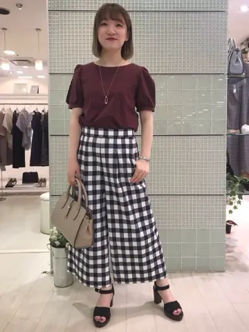 組曲 石井 コーディネート画像