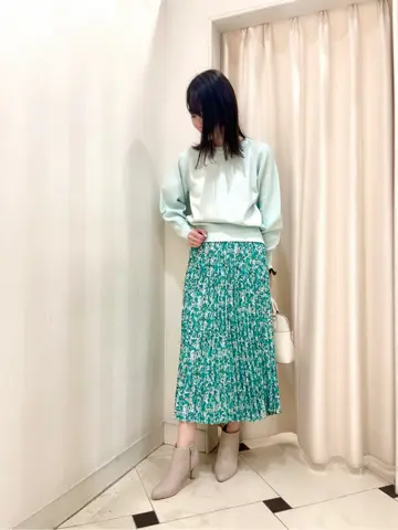 組曲 金井 コーディネート画像