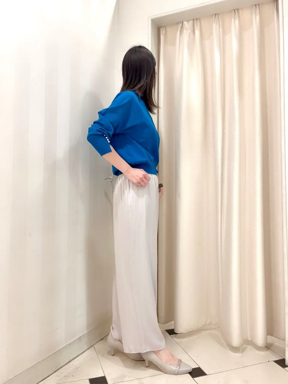 組曲 金井 コーディネート画像