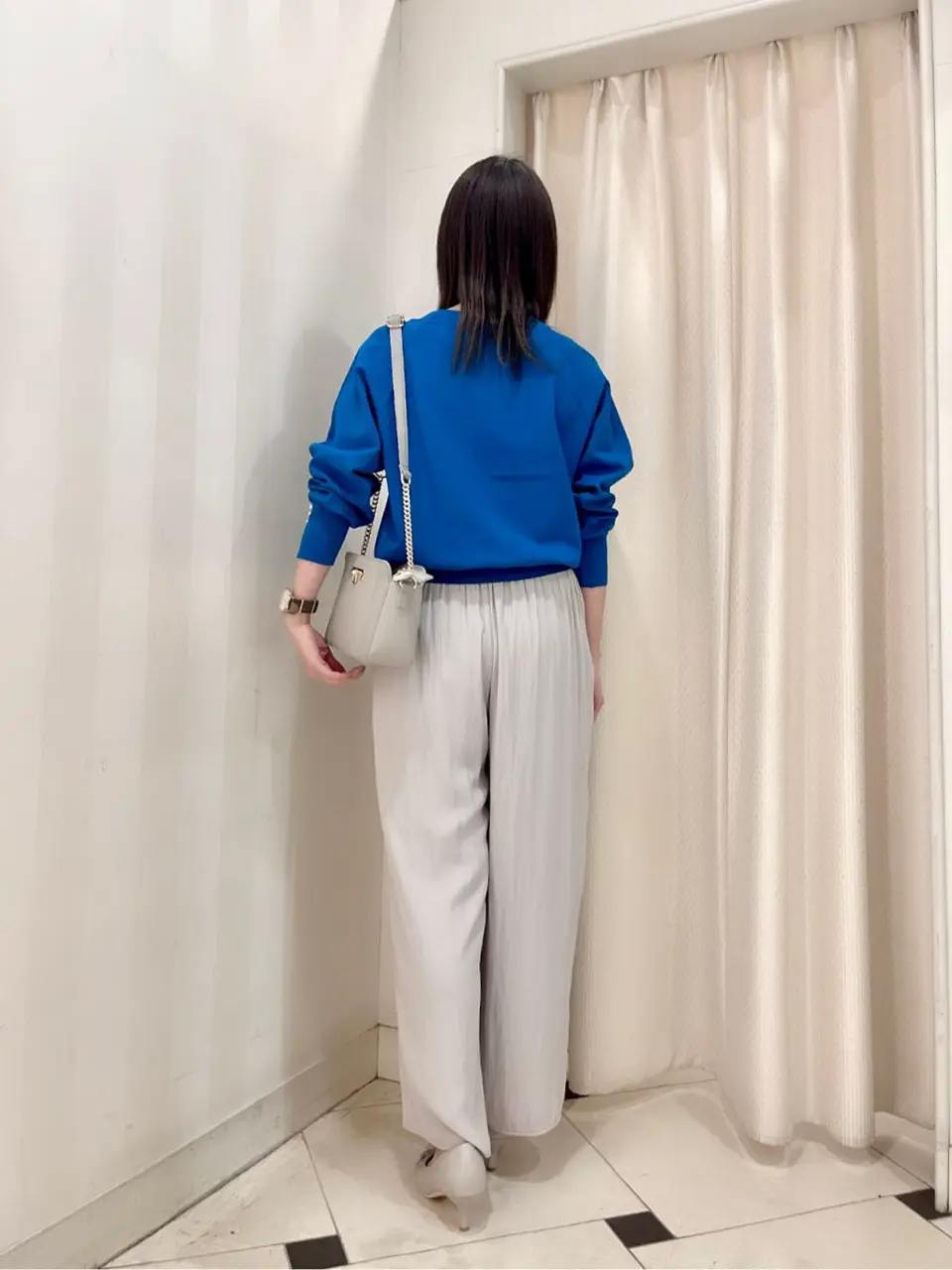 組曲 金井 コーディネート画像