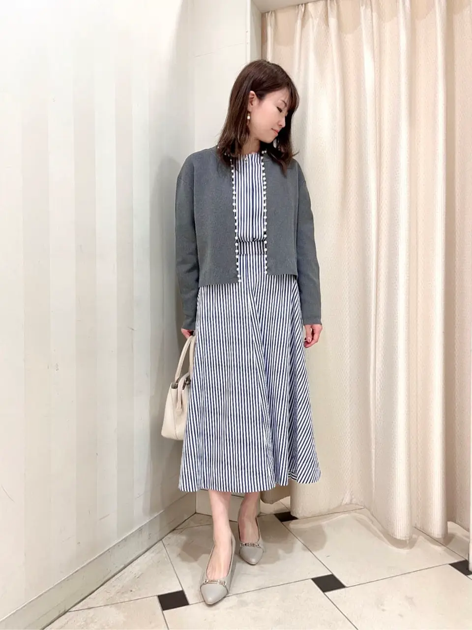 組曲 金井 コーディネート画像