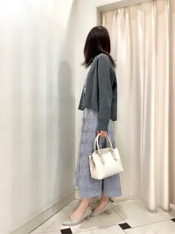 組曲 金井 コーディネート画像