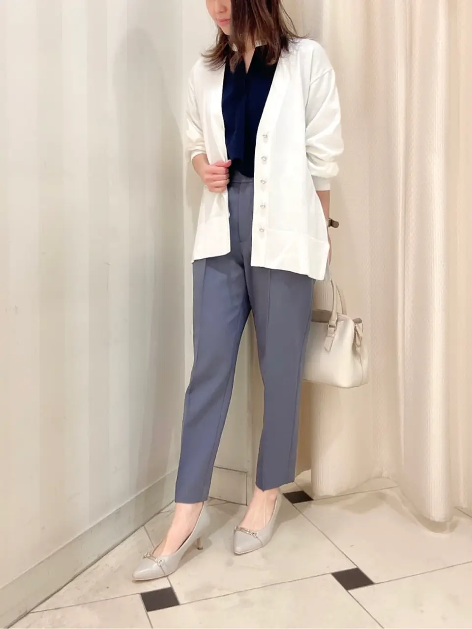 組曲 金井 コーディネート画像