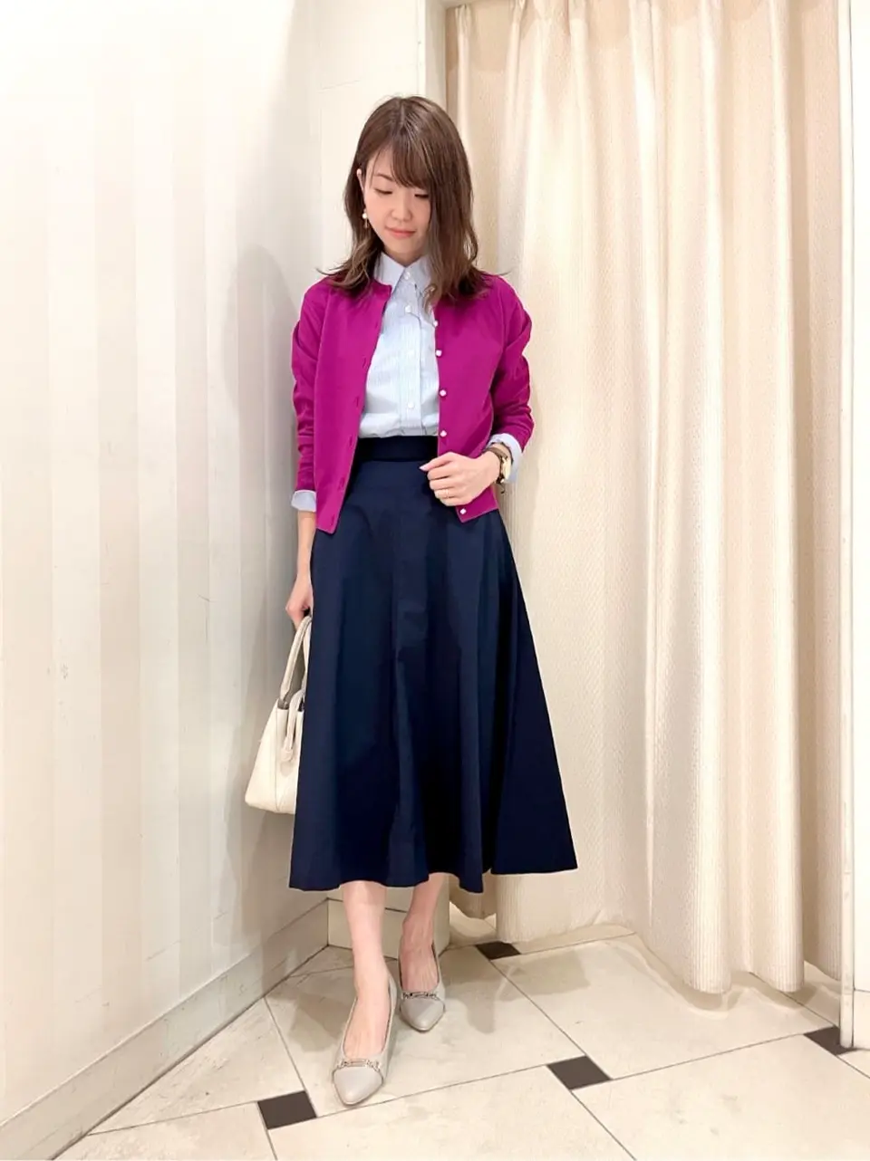 組曲 金井 コーディネート画像