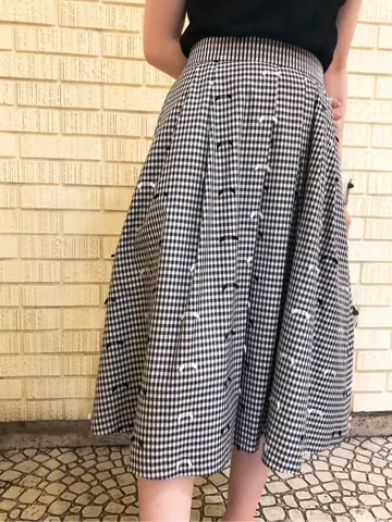 組曲 松田 コーディネート画像