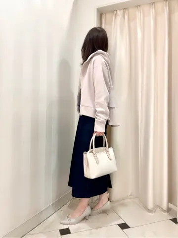 組曲 金井 コーディネート画像