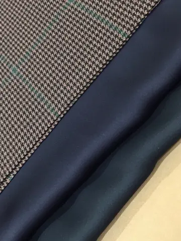 組曲 中山 コーディネート画像