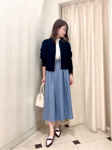 組曲 金井 コーディネート画像