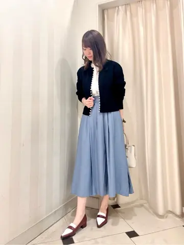 組曲 金井 コーディネート画像