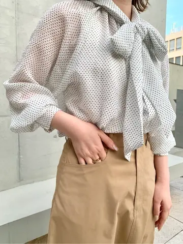 組曲 石井 コーディネート画像